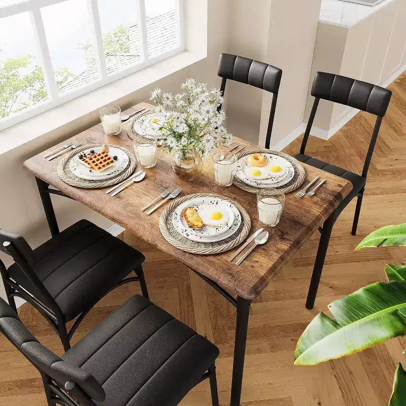 Table à manger pour 4 personnes, Table et chaises de cuisine, Table de salle à manger avec 4 chaises rembourrées, Table de cuisine pour petit espace, Appartement